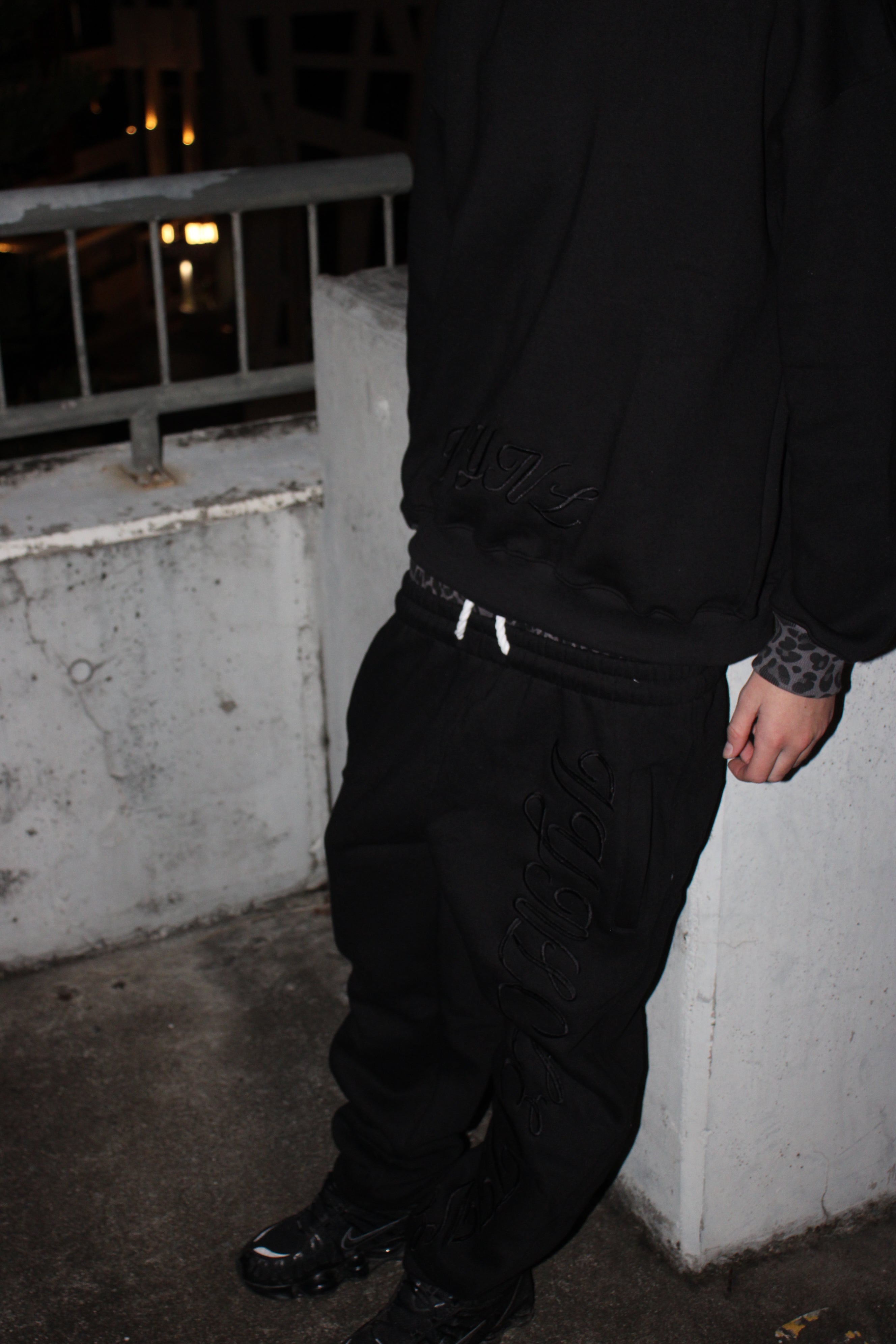 VYNL COLLECTIVE BLACK TRACKSUIT SET